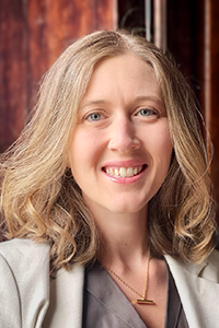 Dr Amanda Woolley