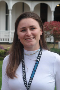 Holly Currier profile picture